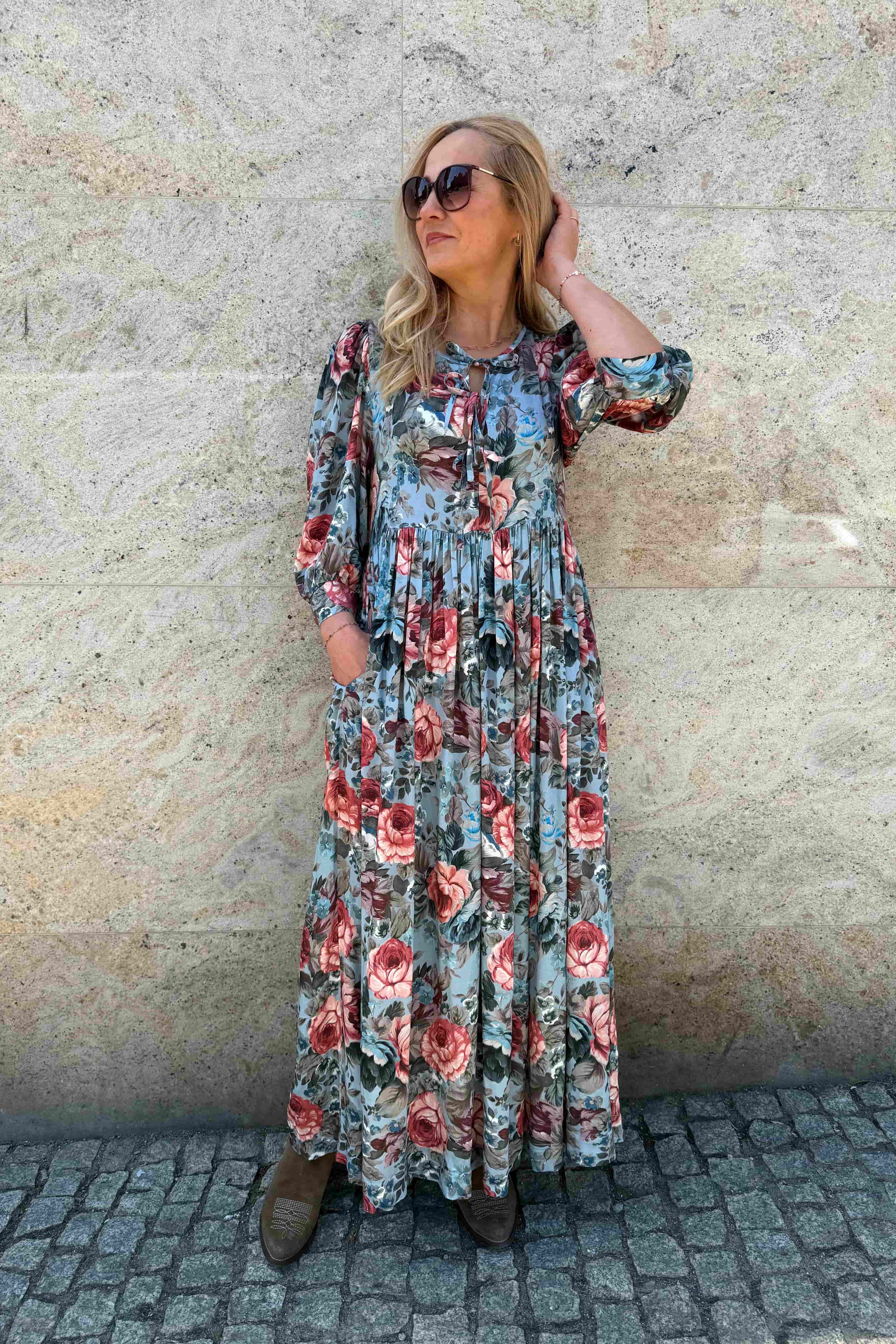 Sukienka Bloom w kwiaty | Malviva