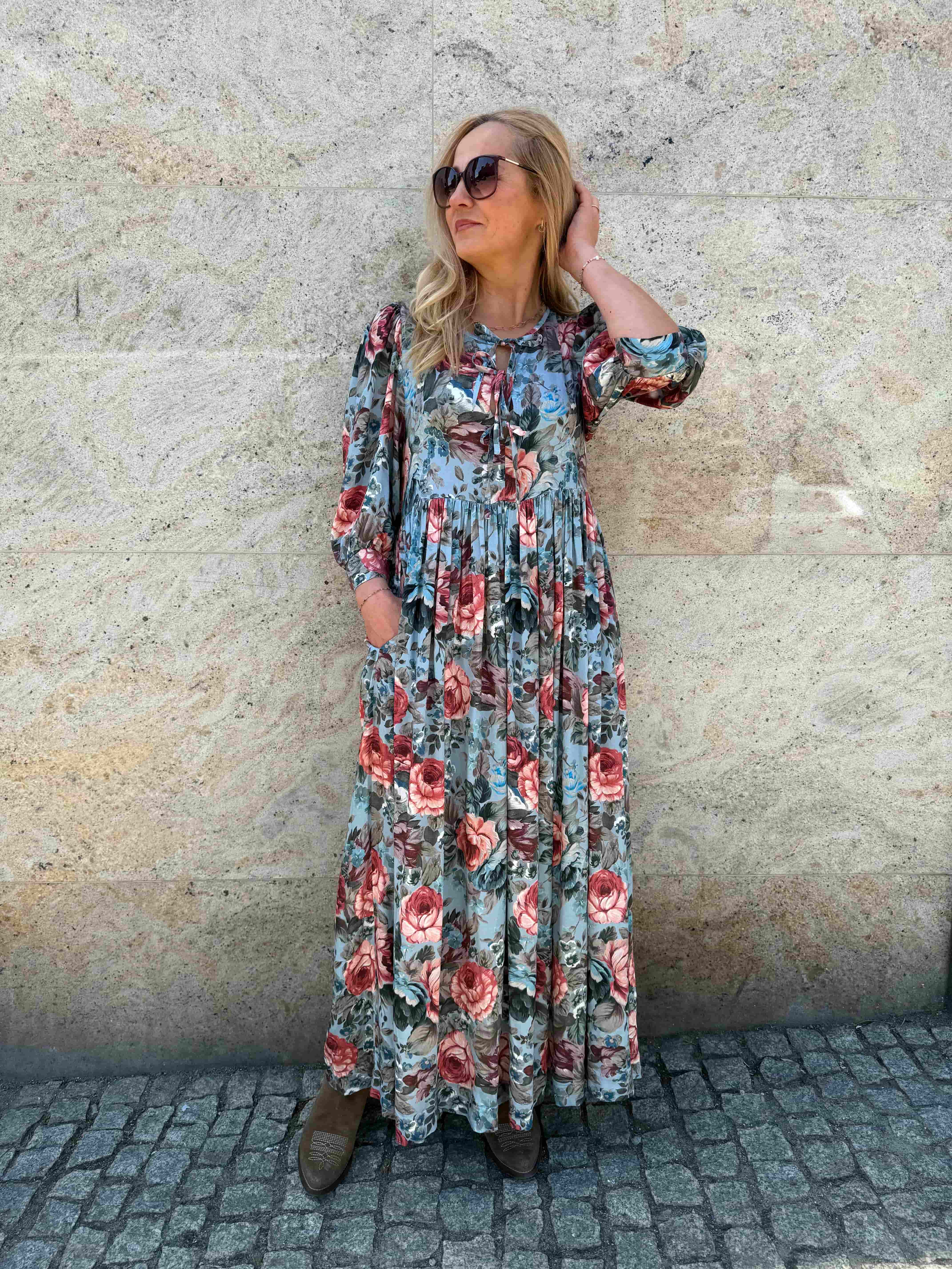 Sukienka Bloom w kwiaty | Malviva