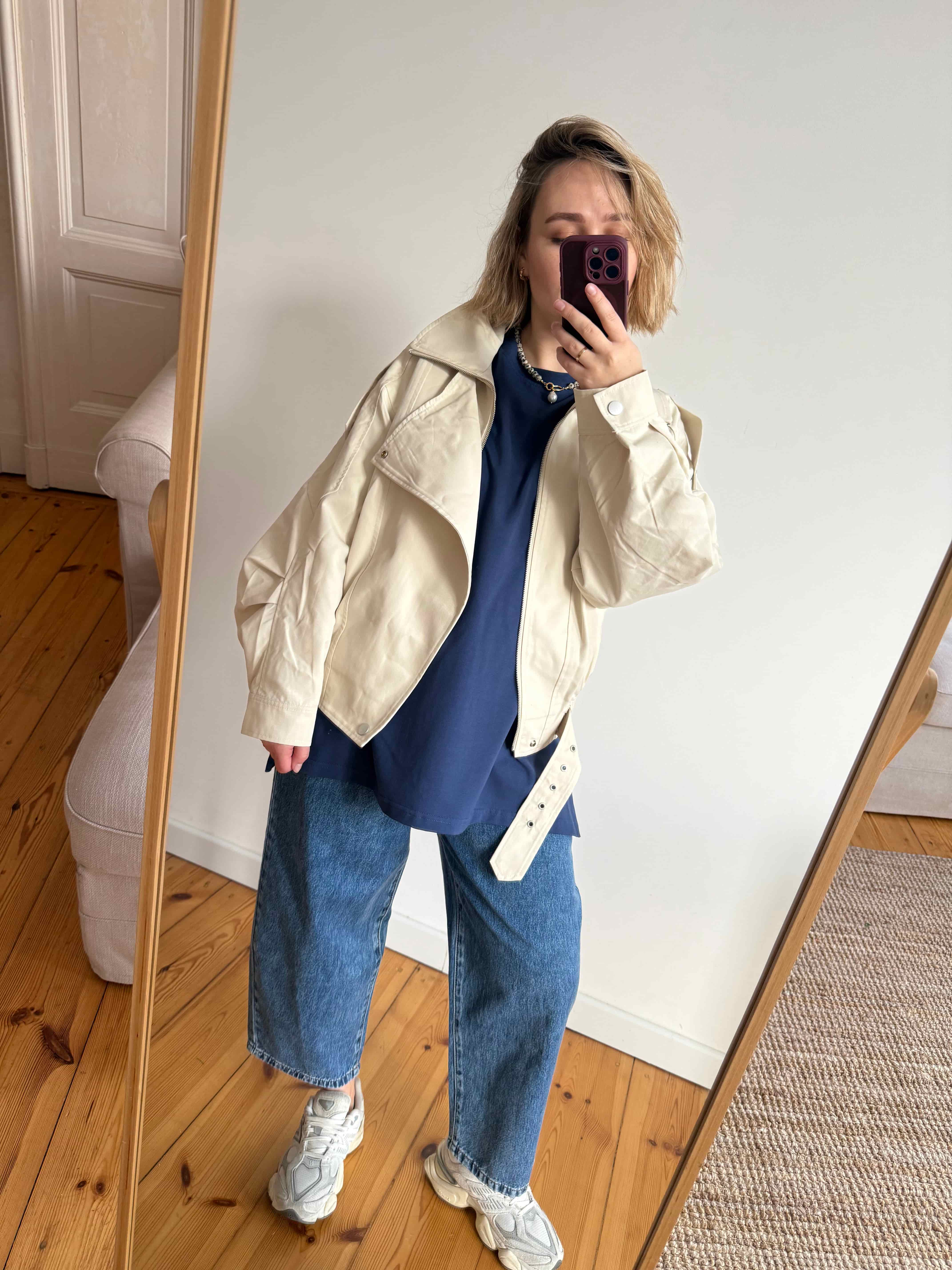 kurtka boss waniliowa stylizacja miejska casual | Malviva