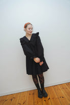 Czarna sukienka elegancka | Malviva