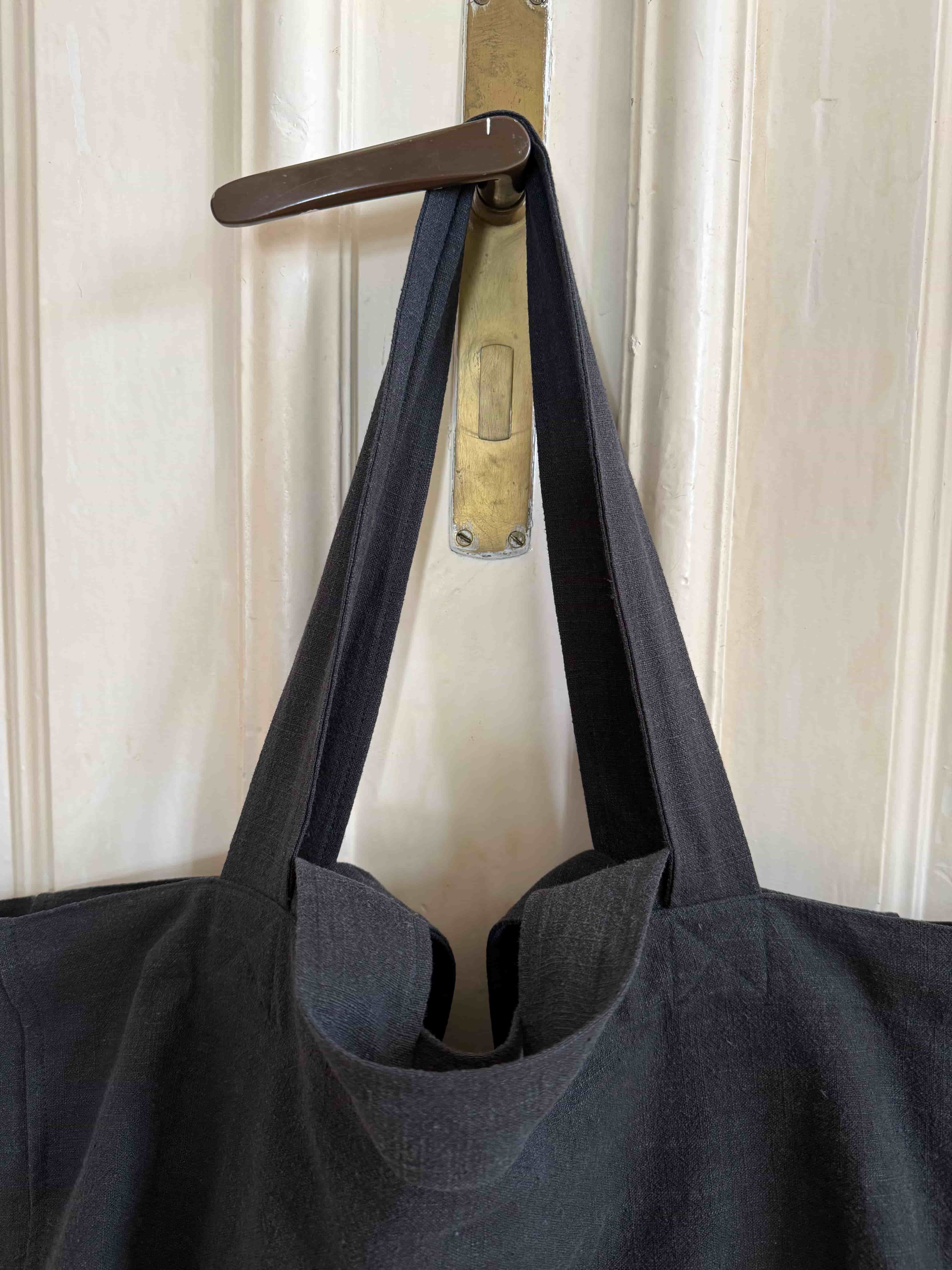 torba shopper antracyt stylizacja miejska | Malviva